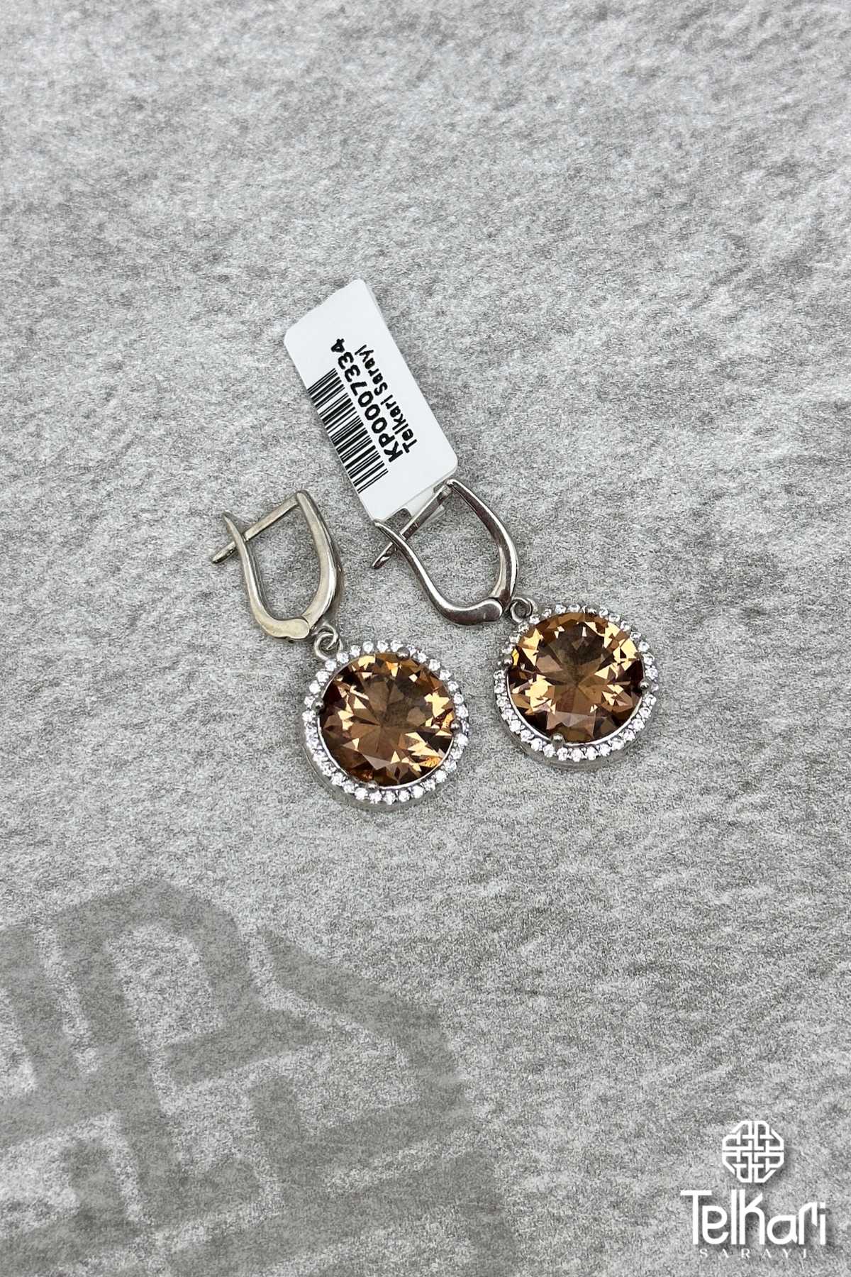 Elmas Model Renk Değiştiren Sultan Taşlı  Gümüş Küpe