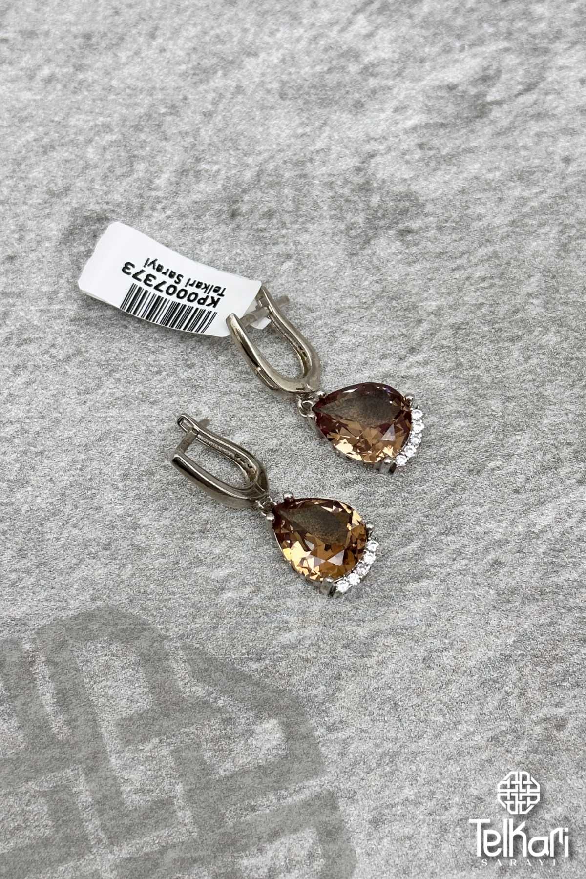 Taş Detaylı Damla Model Renk Değiştiren Sultan Taşlı Gümüş Küpe