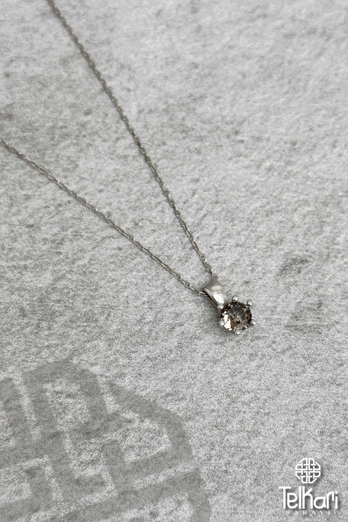 Küçük Yuvarlak Model Renk Değiştiren Sultan Taşı Gümüş Kolye