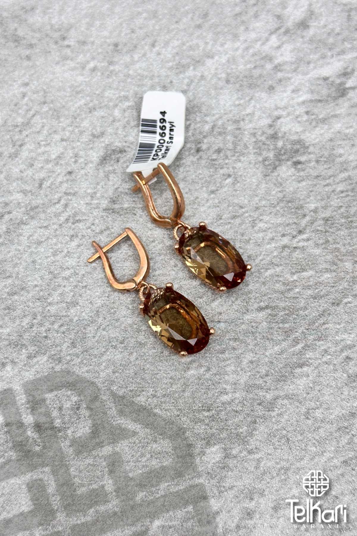 Oval  Kesim Renk Değiştiren Sultan Taşlı Rose Gümüş Küpe