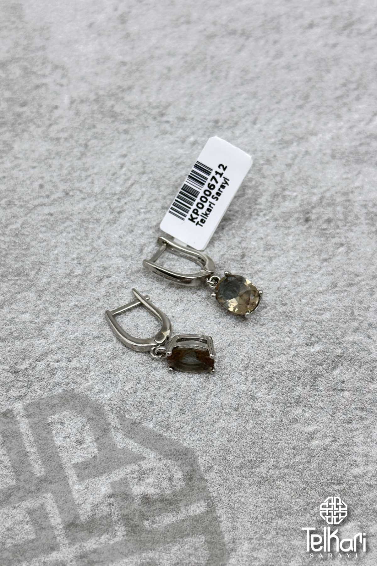 Sallantılı Model Renk Değiştiren Sultan Taşlı Gümüş Küpe