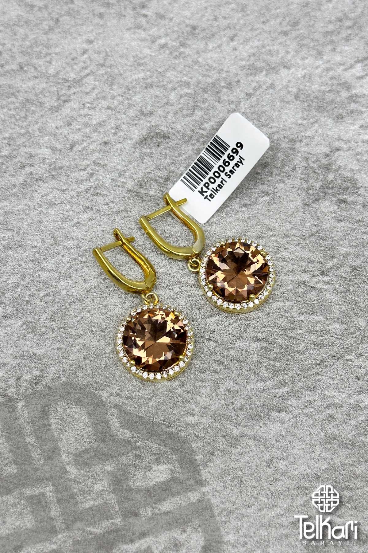 Elmas Model Renk Değiştiren Sultan Taşlı Gold Gümüş Küpe