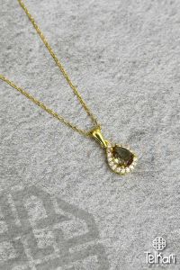 Küçük Boy Damla Model Renk Değiştiren Sultan Taşı Gold Gümüş Kolye