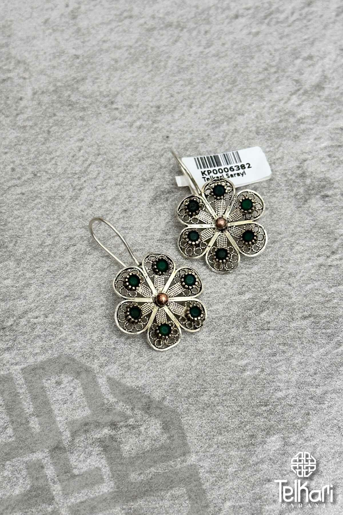 Çiçek Model El İşçilikli Oksitli Telkari Gümüş Küpe