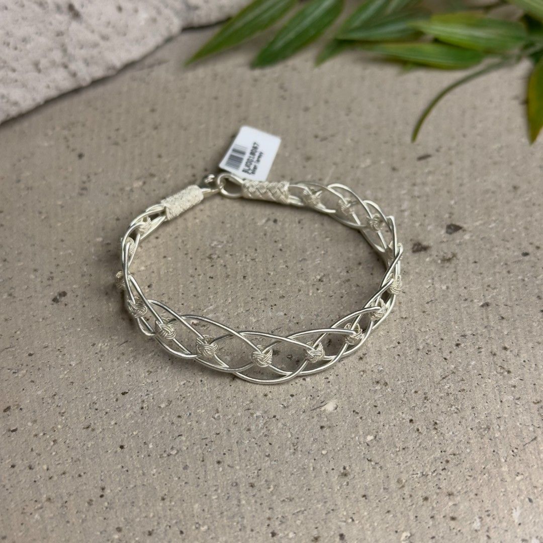 Zarif Gümüş Örme Kazaziye Kadın Bileklik