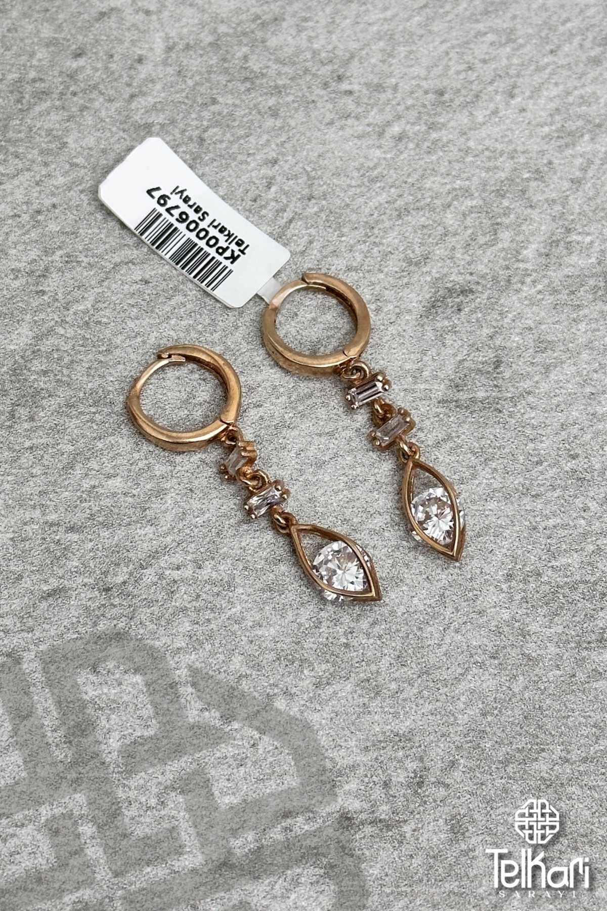 Taşlı Su Damlası Rose Kaplama Gümüş Küpe