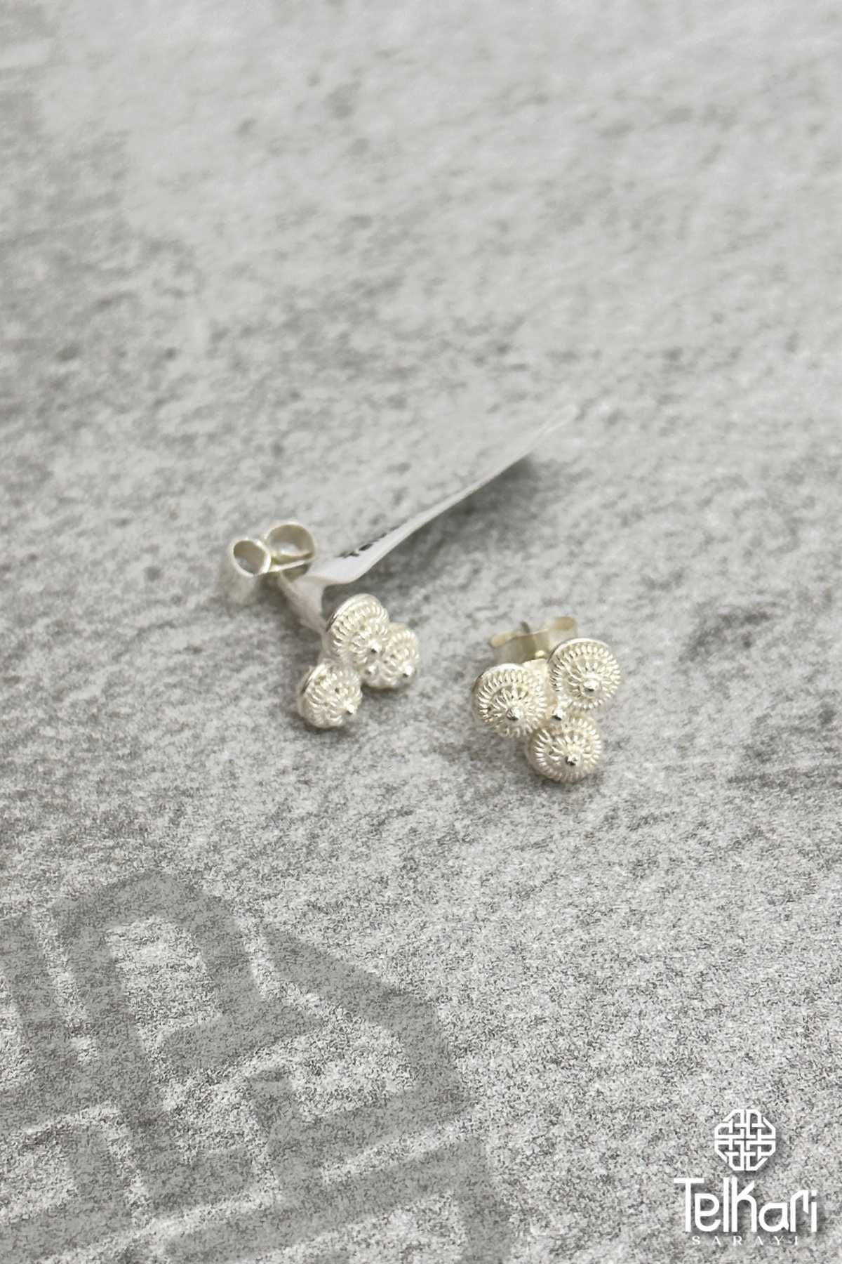 Üçlü Üçgen Toplu El İşçilikli Midyat Telkari Gümüş Küpe