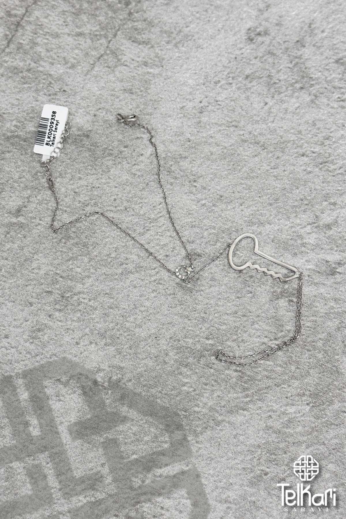 Anahtar Ay Yıldız Detaylı Gümüş Rose Şahmeran