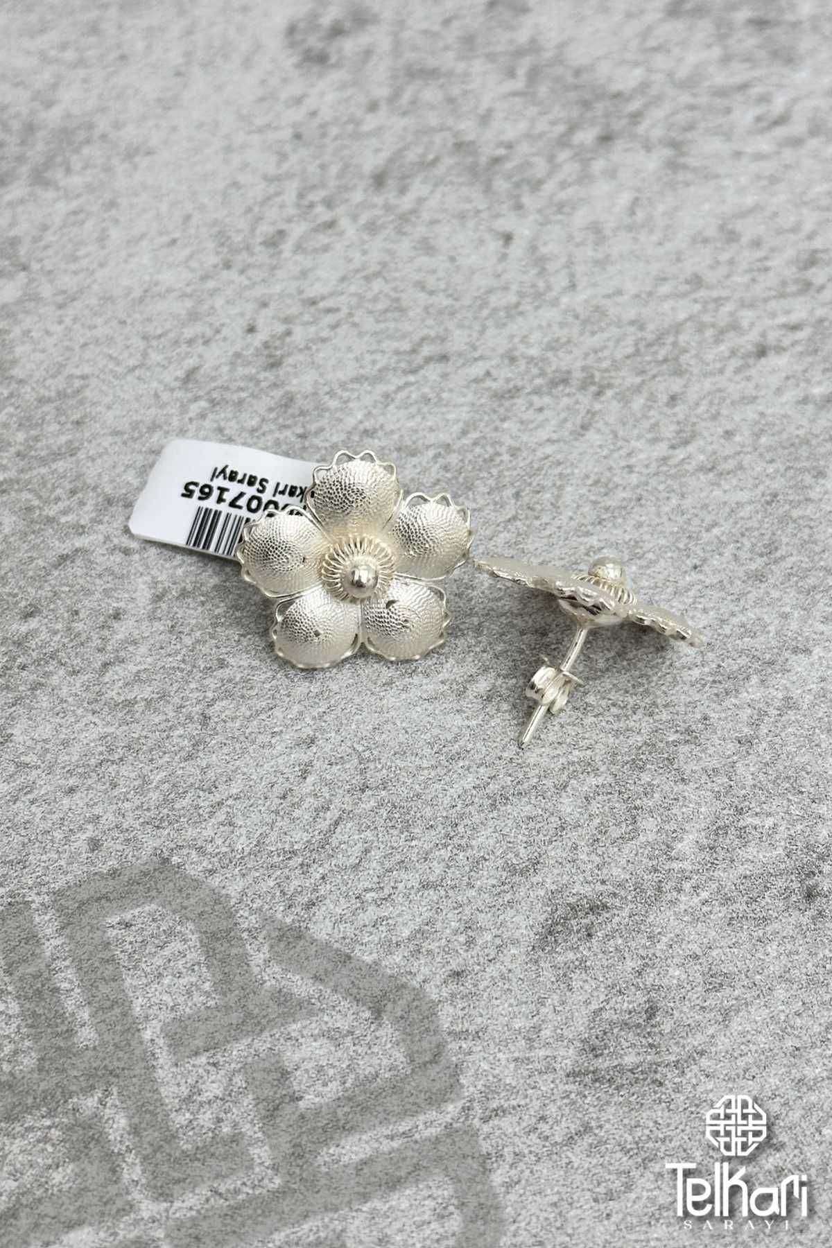 Tasarım Yapraklı Çiçek Modeli Midyat Telkari Gümüş Küpe