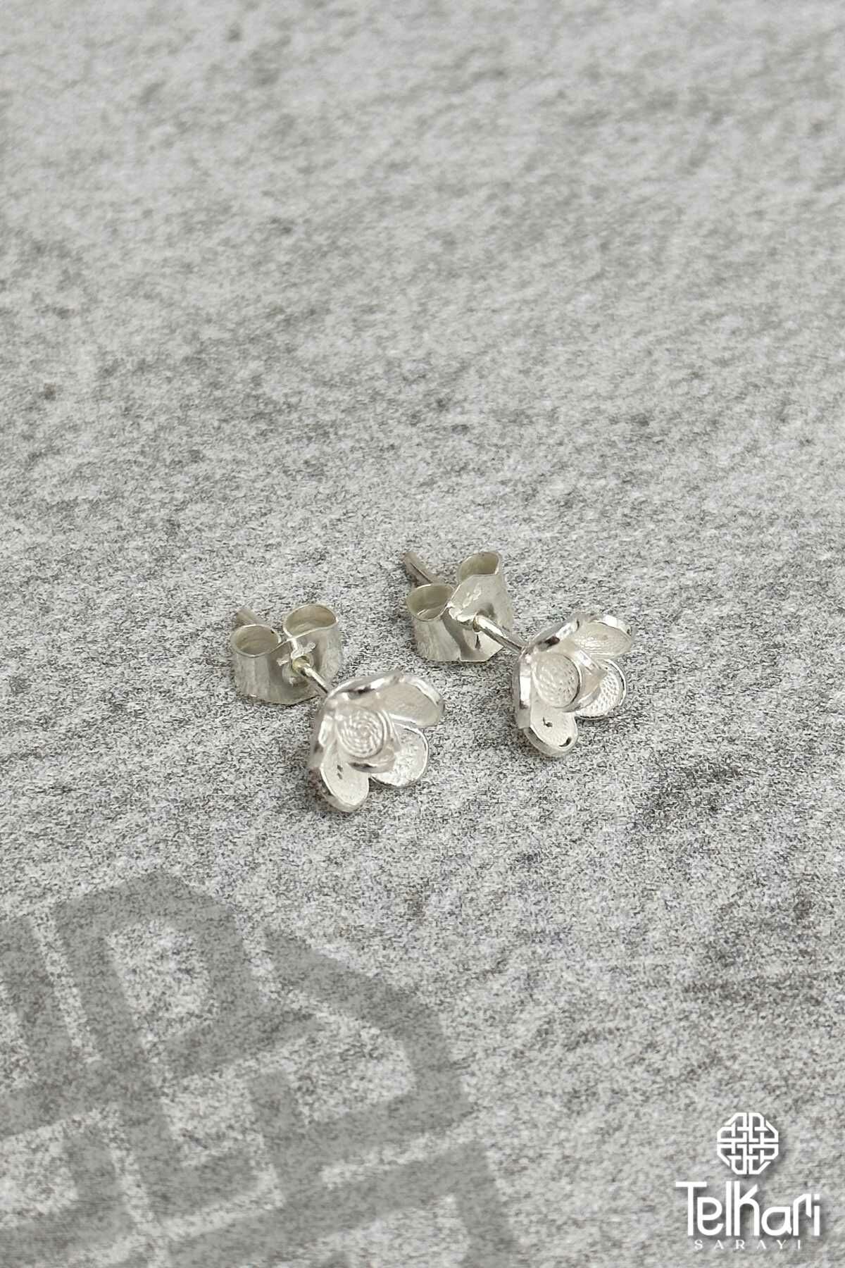 Küçük Boy Lotus Çiçekli Midyat Telkari Gümüş Küpe