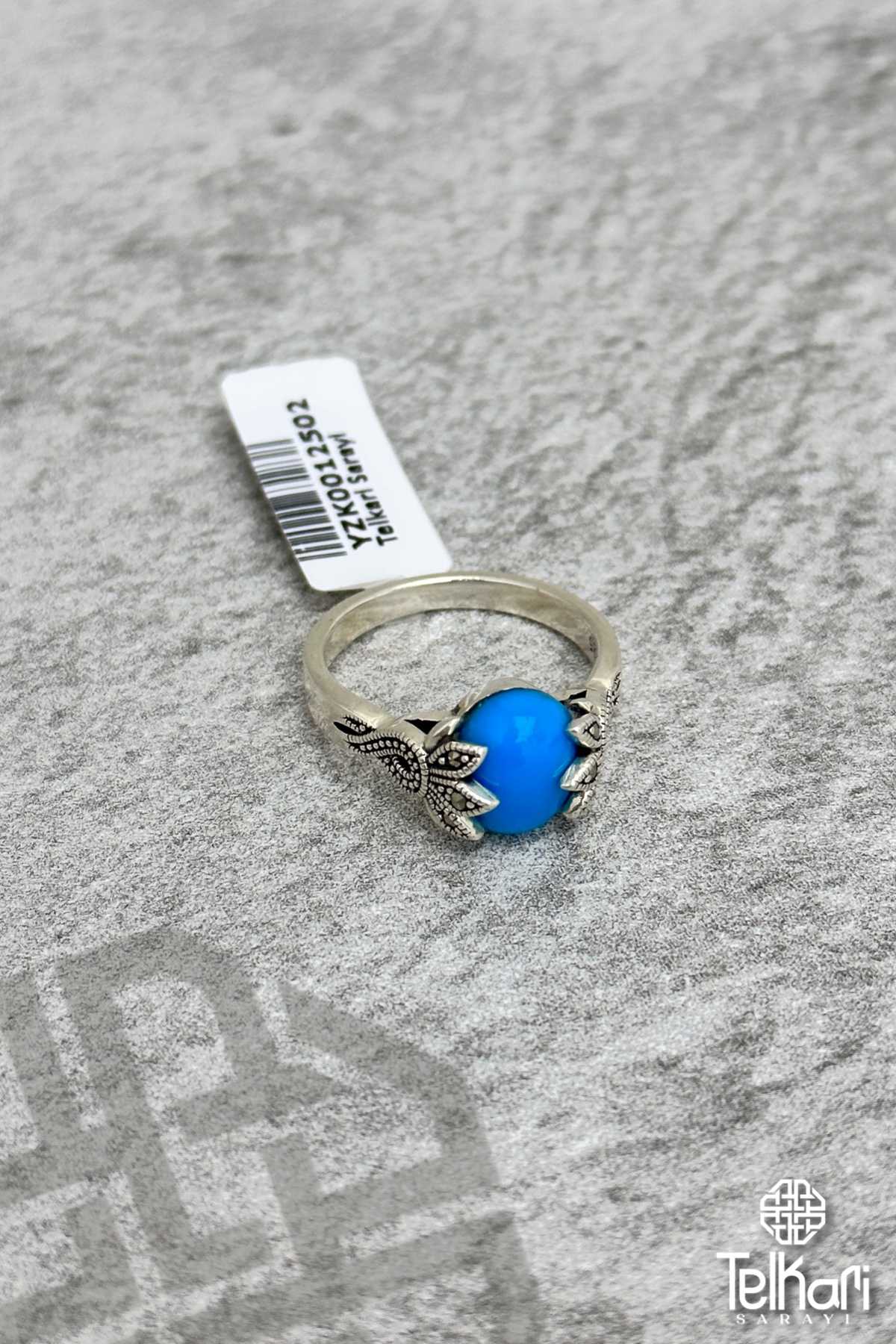 Yaprak Kaplı Firuze Taşlı Gümüş Markazit Yüzük